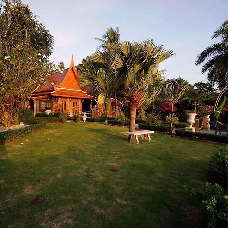 Hotel Baan Sang Pathum Rawai Esterno foto