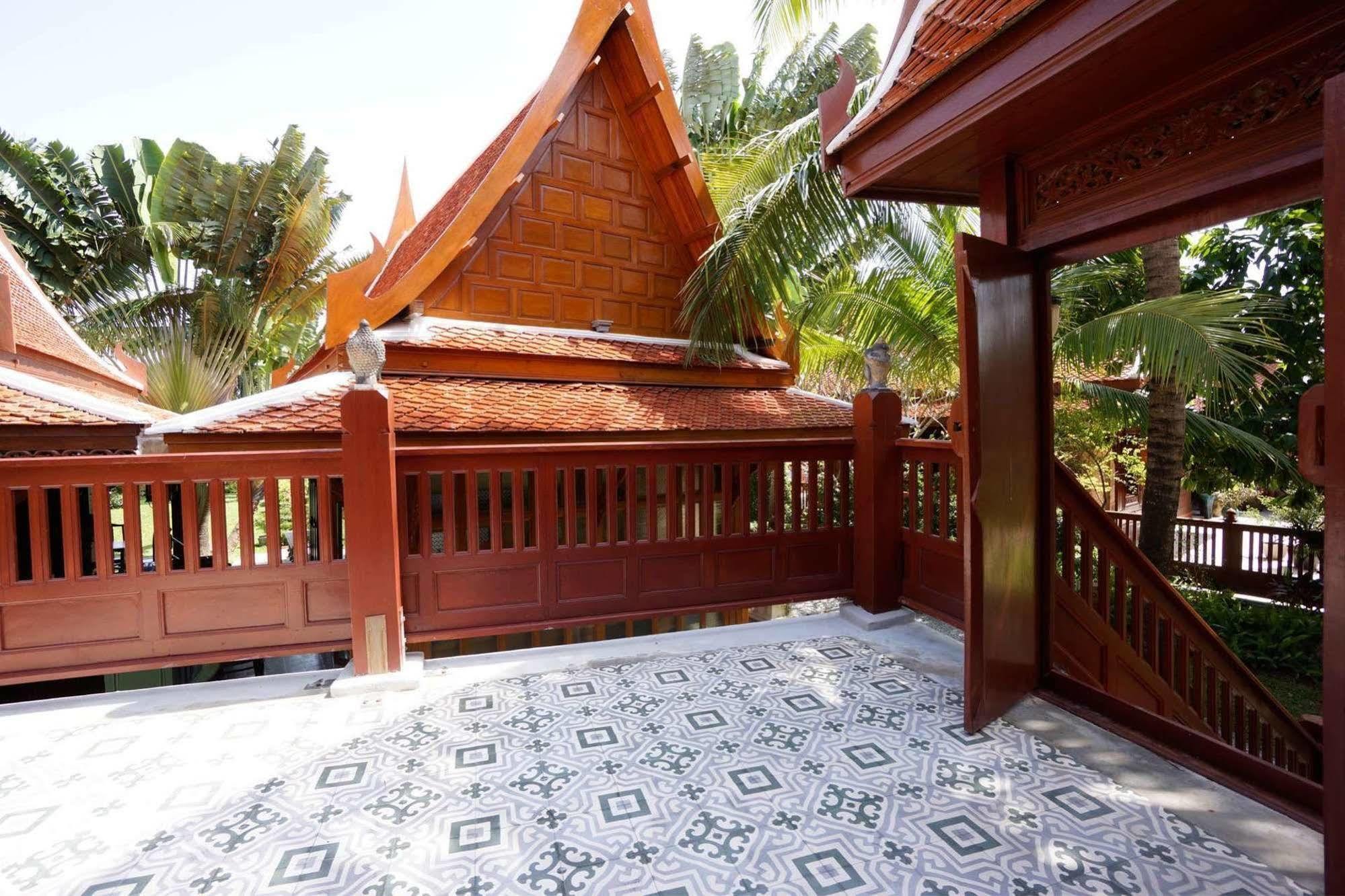 Hotel Baan Sang Pathum Rawai Esterno foto